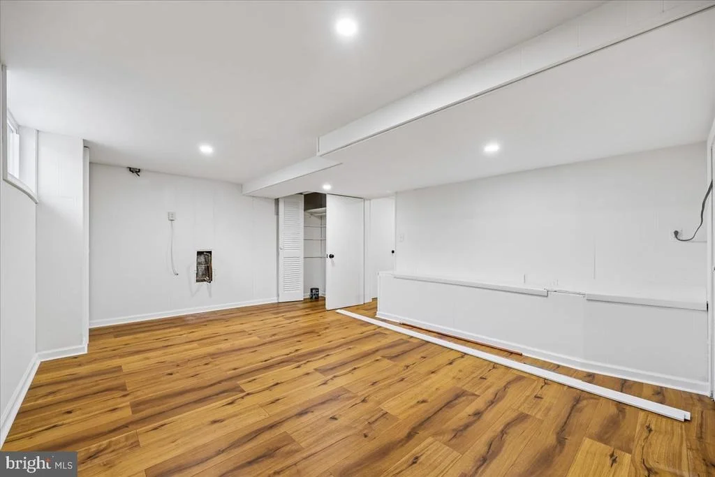 Photo of 1105 LAMBERTON DRIVE