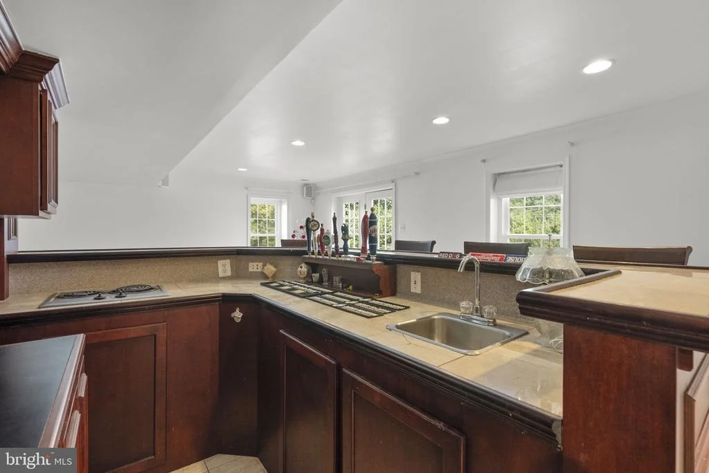 Photo of 805 LINDSEY MANOR LANE