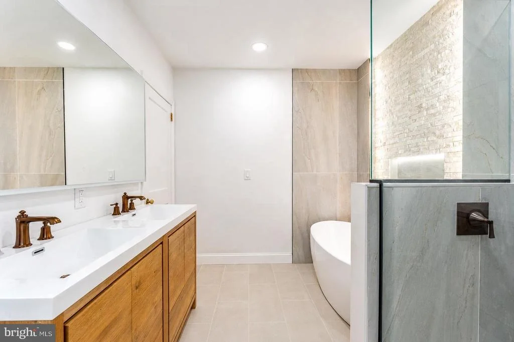 Photo of 158 CARTER ROAD