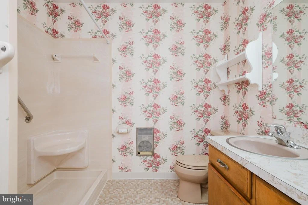 Photo of 1306 GRANDVIEW COURT