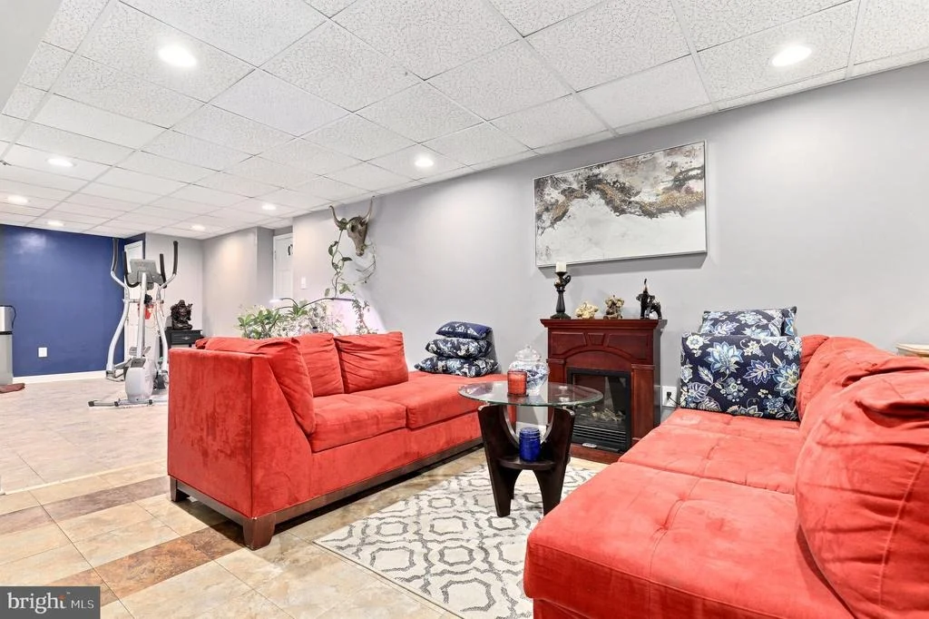 Photo of 6405 IVY SPRING ROAD