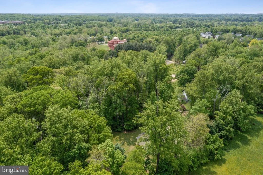 Photo of 803 NORWOOD ROAD