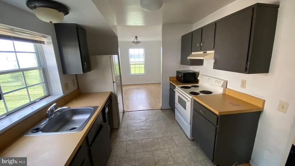 Photo of Unit 201 at 1403 KEY PARKWAY