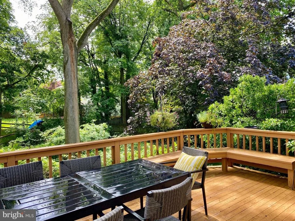 Photo of 17301 LAFAYETTE DRIVE