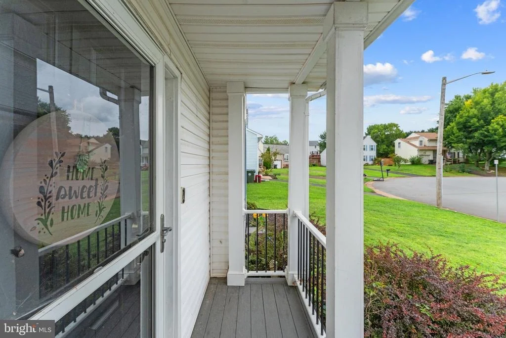 Photo of 1421 N THOMAS WAY