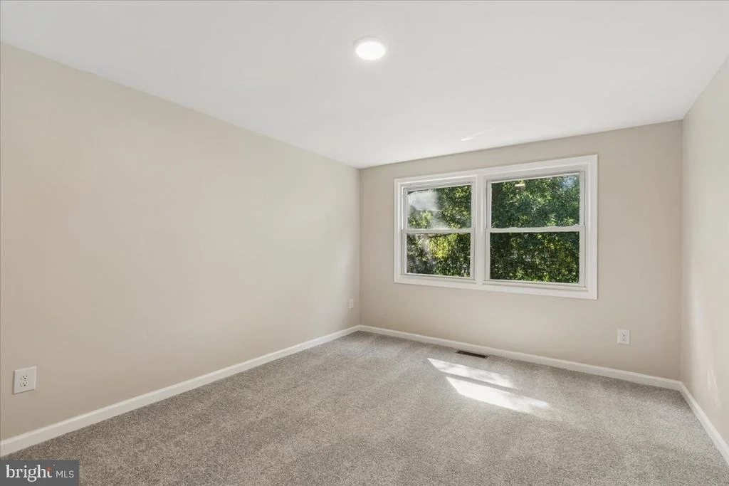 Photo of 5614 DANIEL CIRCLE