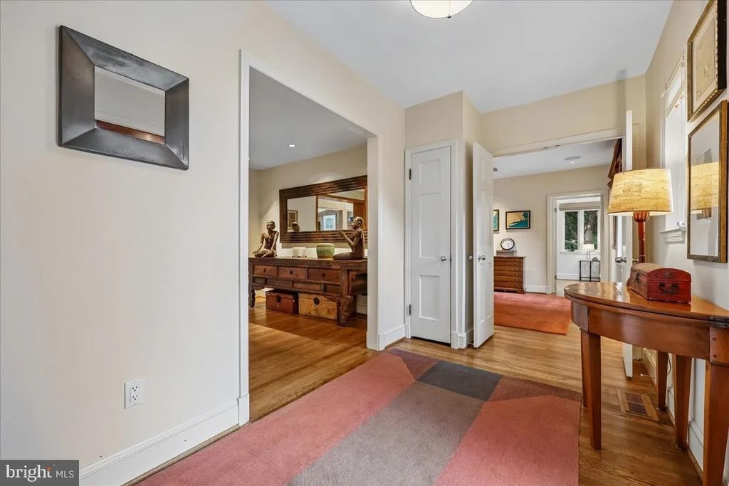 Photo of 1212 WOODSIDE PARKWAY
