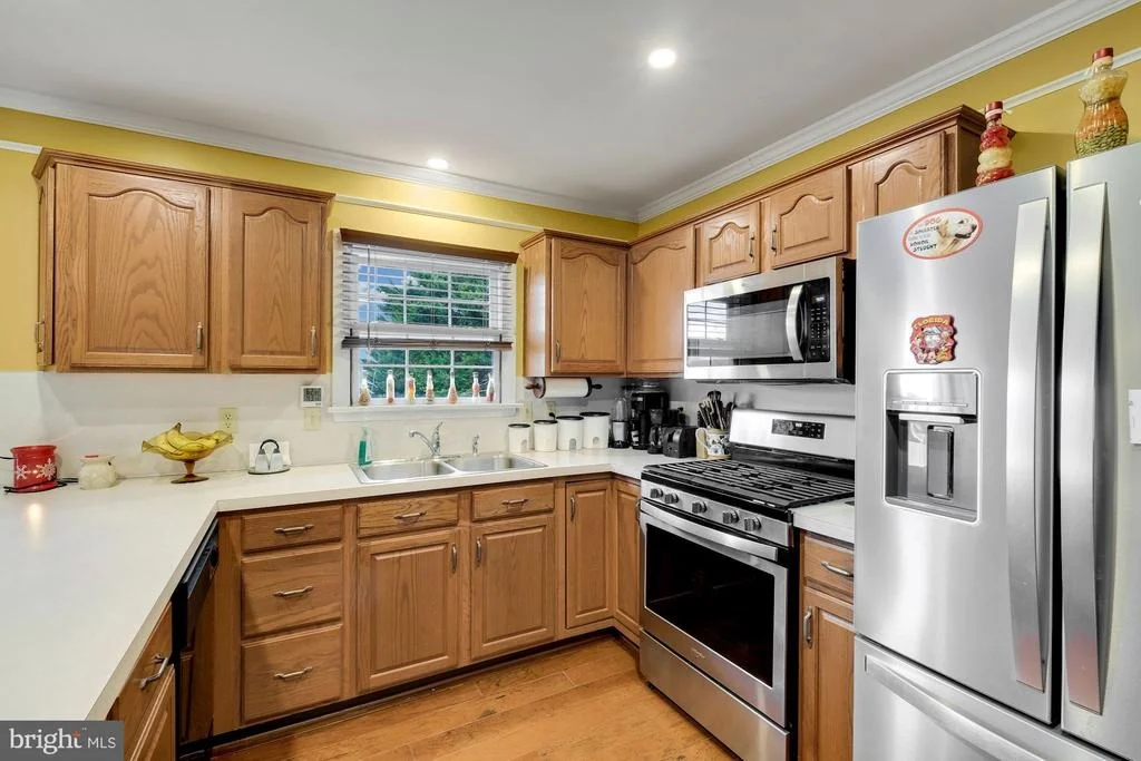 Photo of 425 CHARTRIDGE DRIVE