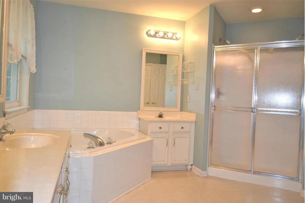 Photo of 3160 KENNI