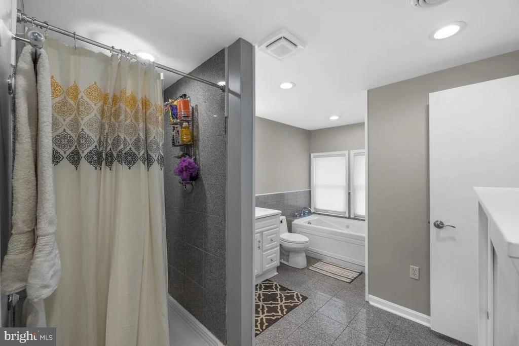Photo of 607 REST AVENUE