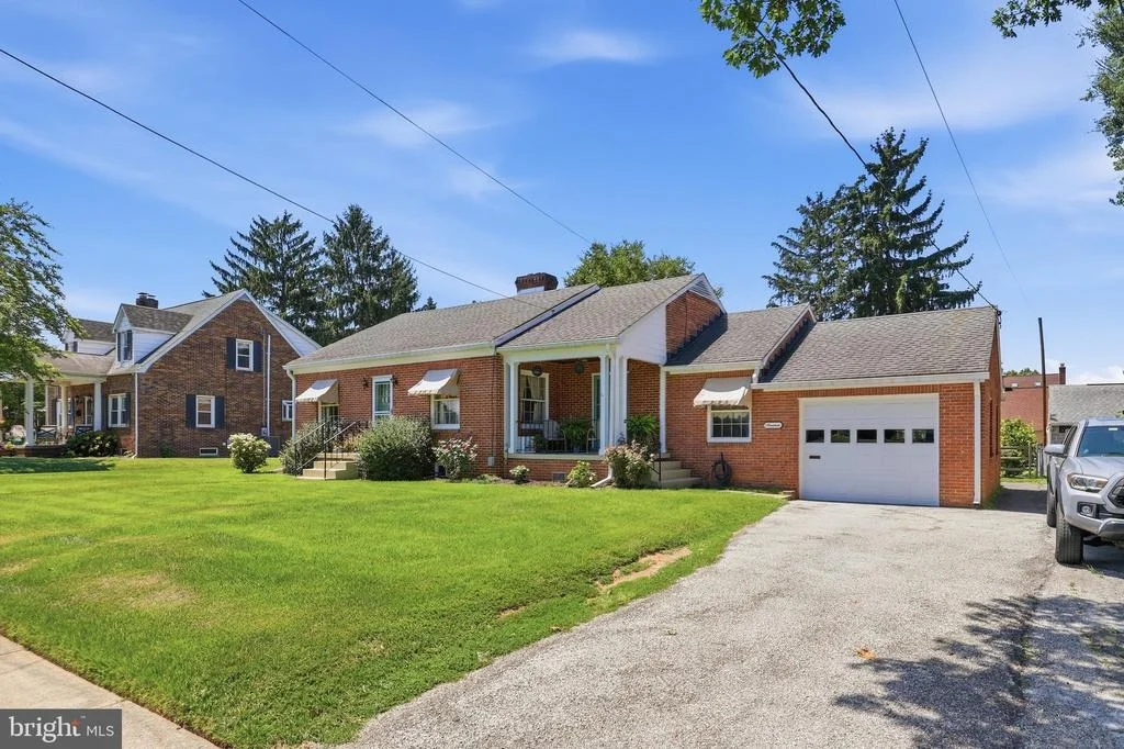 Photo of 19 NORVA AVENUE