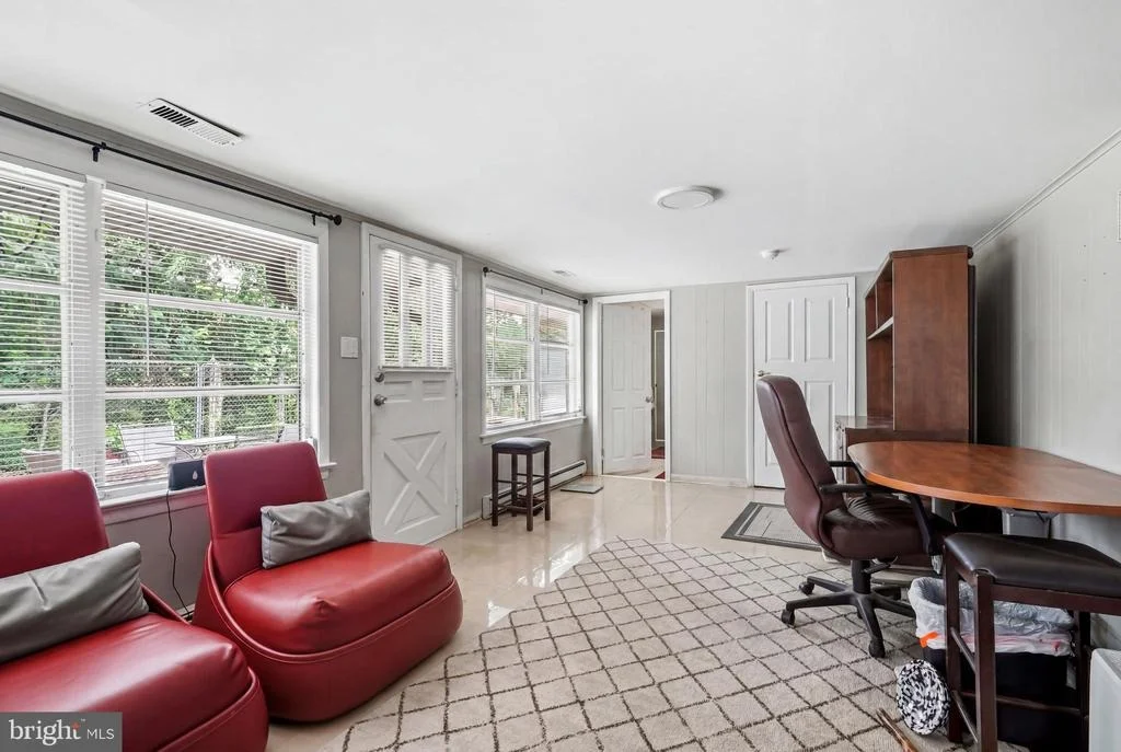 Photo of 300 COLUMBIA BOULEVARD
