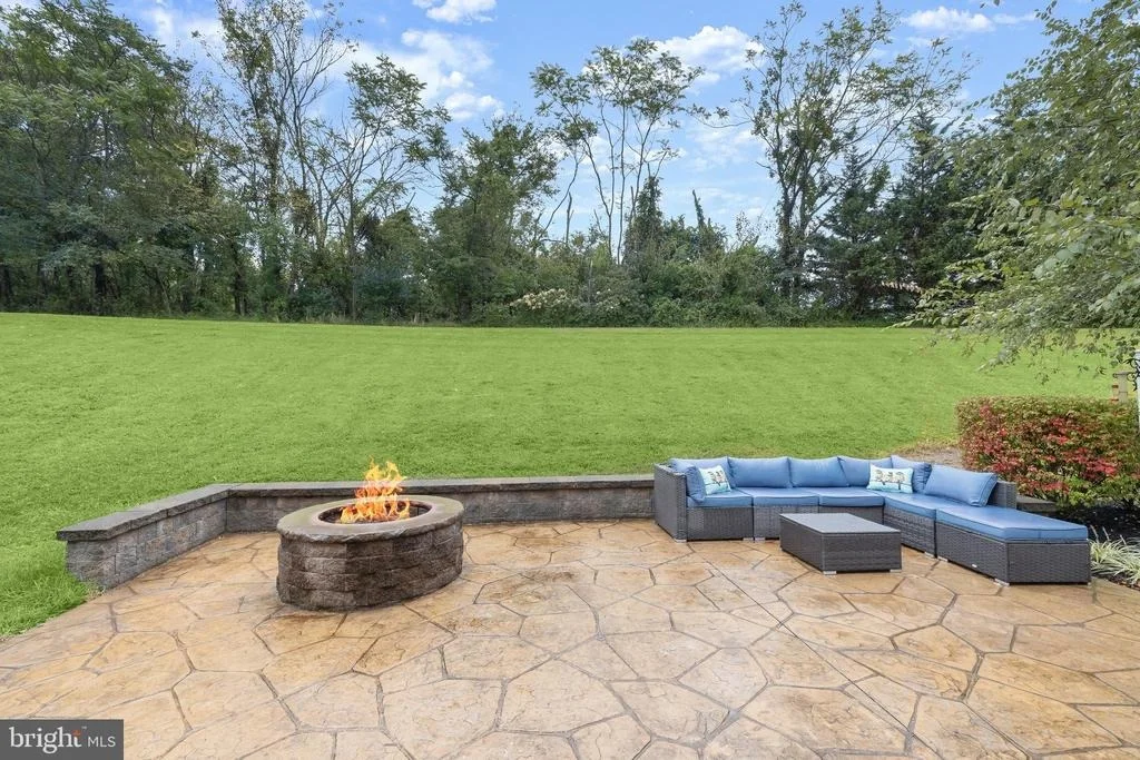Photo of 4175 THOMAS DRIVE