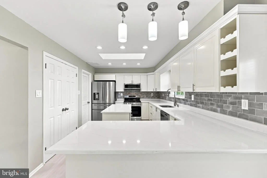 Photo of 16 KENSINGTON DRIVE