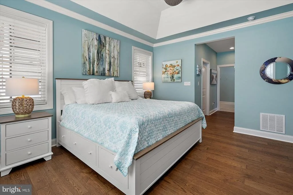 Photo of 22072 SEAPORT SQUARE
