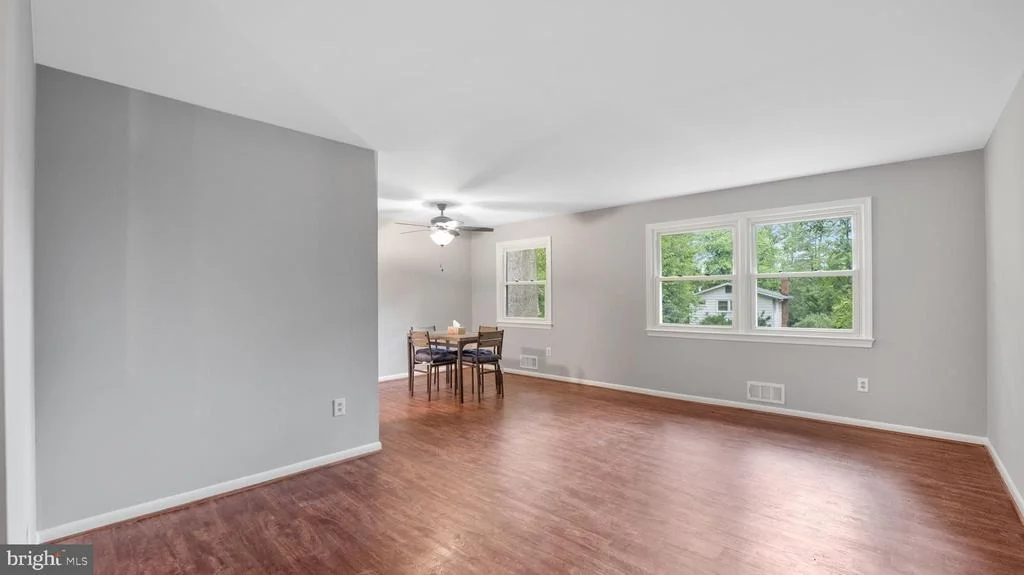 Photo of 7 DEBORAH COURT