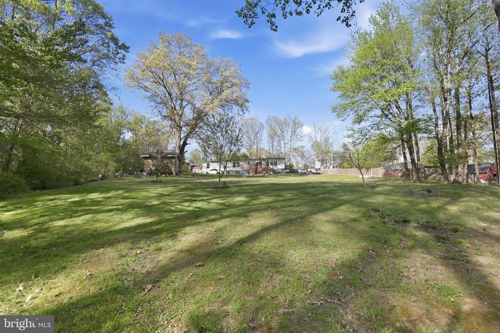 Photo of 8 WALKER WAY