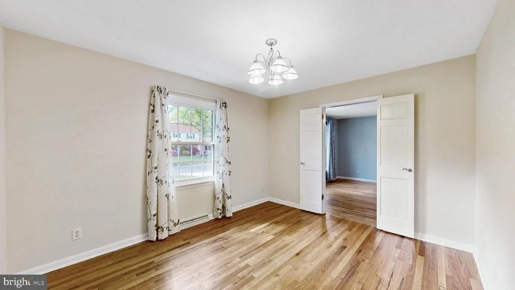 Photo of 45 W FAIRFIELD DRIVE