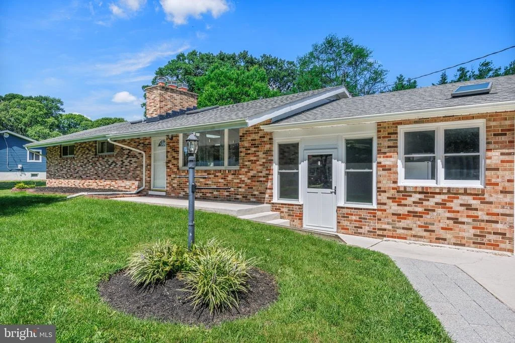 Photo of 796 EVERGREEN ROAD