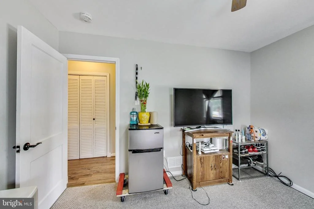 Photo of 1004 5TH STREET