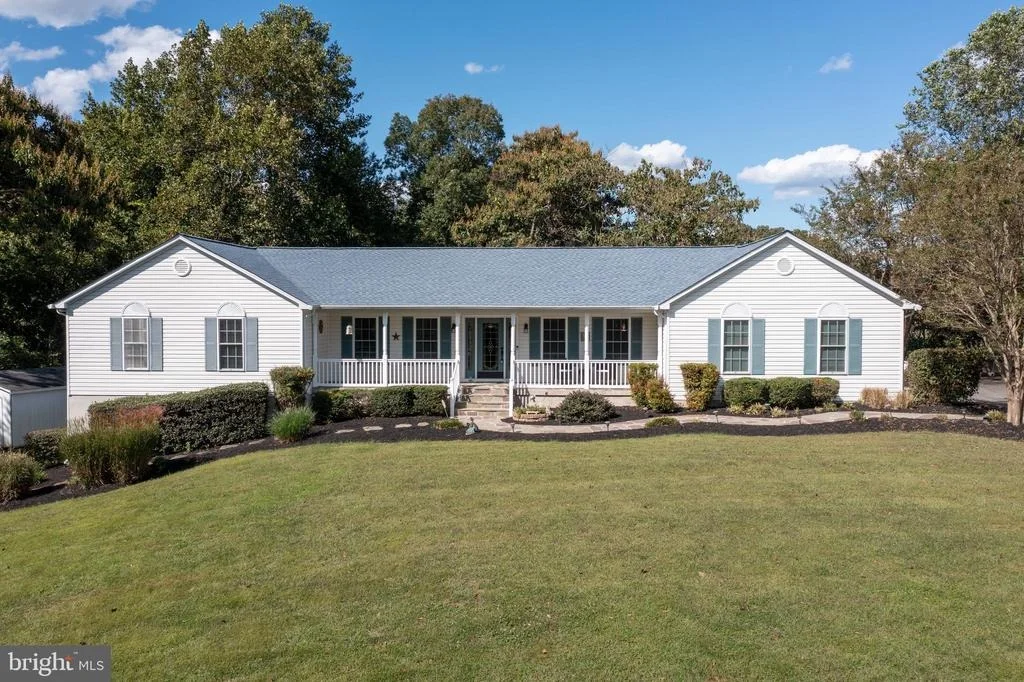 Photo of 4025 BECKYS WAY