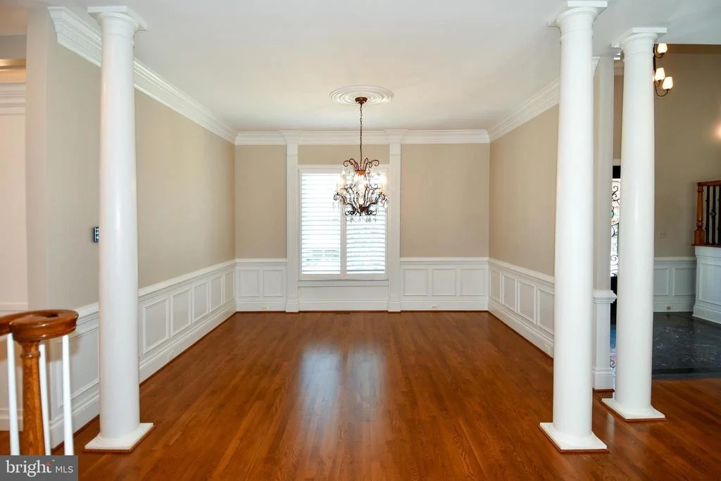 Photo of 7808 SOUTHDOWN ROAD