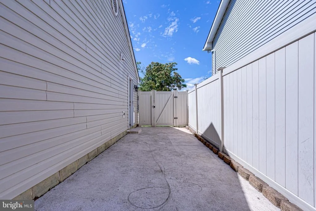 Photo of 3491 OLD CROWN DRIVE