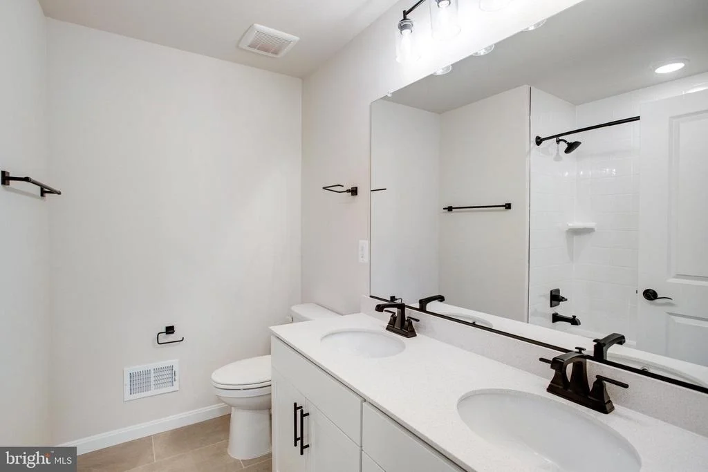 Photo of 35606 PINE NEEDLE LANE