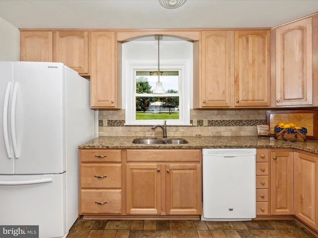 Photo of 5634 SHOOKSTOWN ROAD