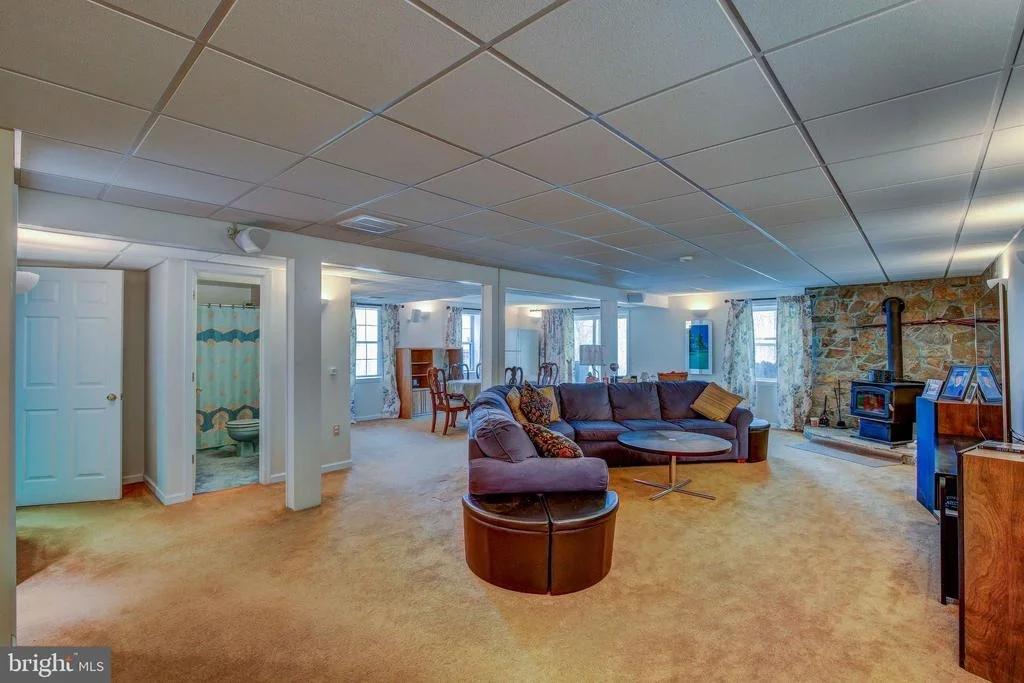Photo of 4511 KINGS ROAD