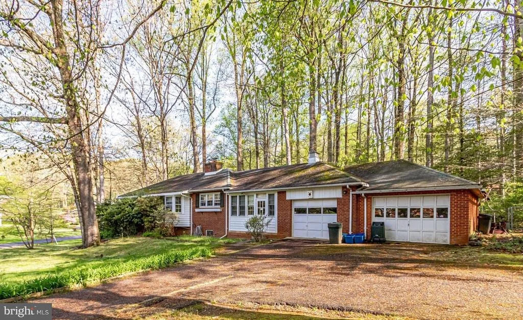 Photo of 9714 ASHBY ROAD