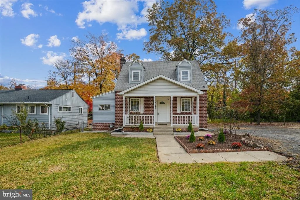 Photo of 9121 LANHAM SEVERN ROAD