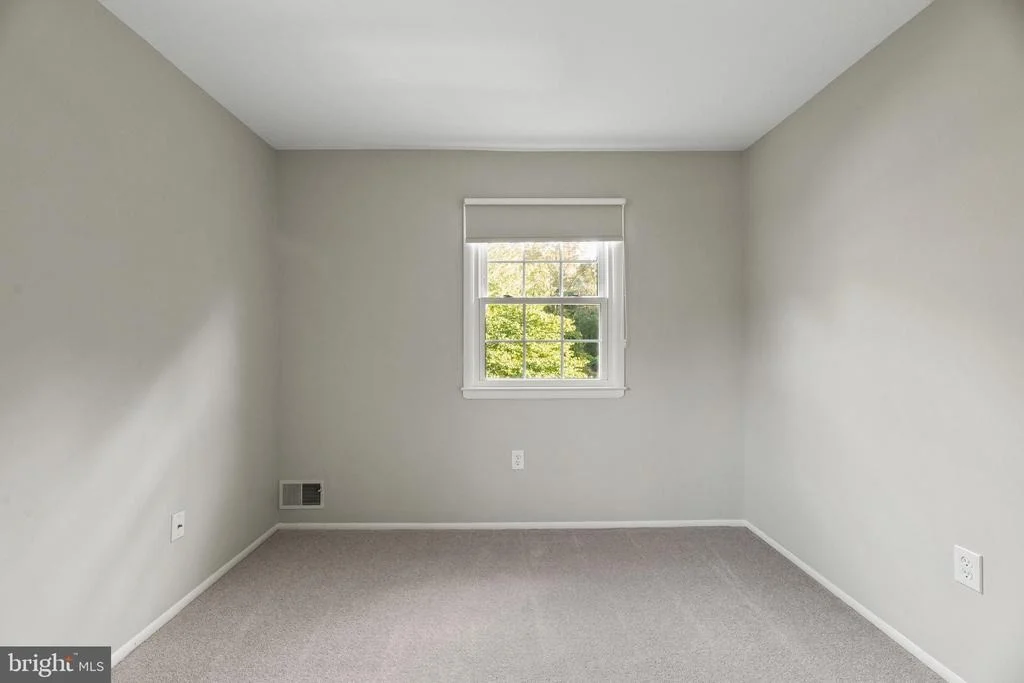 Photo of 312 STONEGATE DRIVE