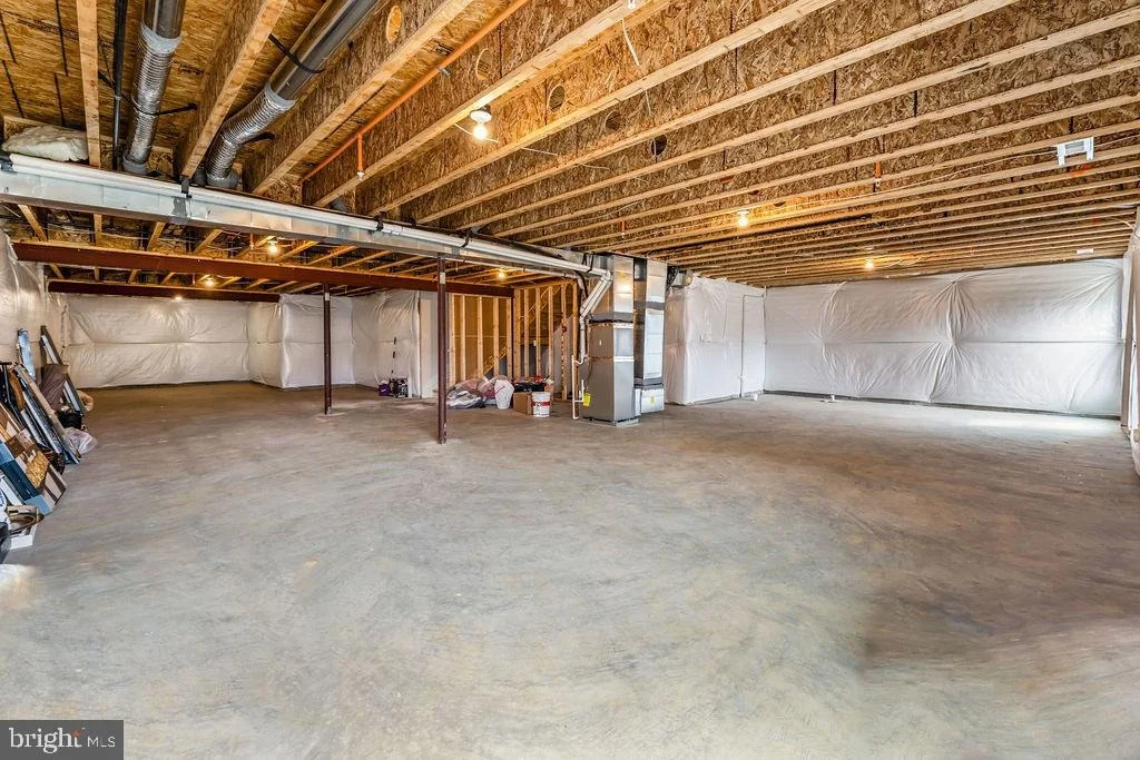 Photo of 5196 NEWPORT CIRCLE