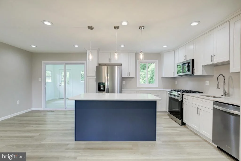 Photo of 3809 HALLOWAY CIRCLE