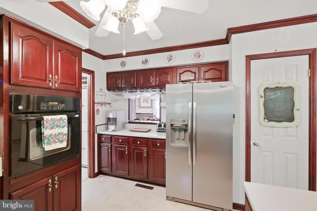 Photo of 24 SYDNEY CIRCLE
