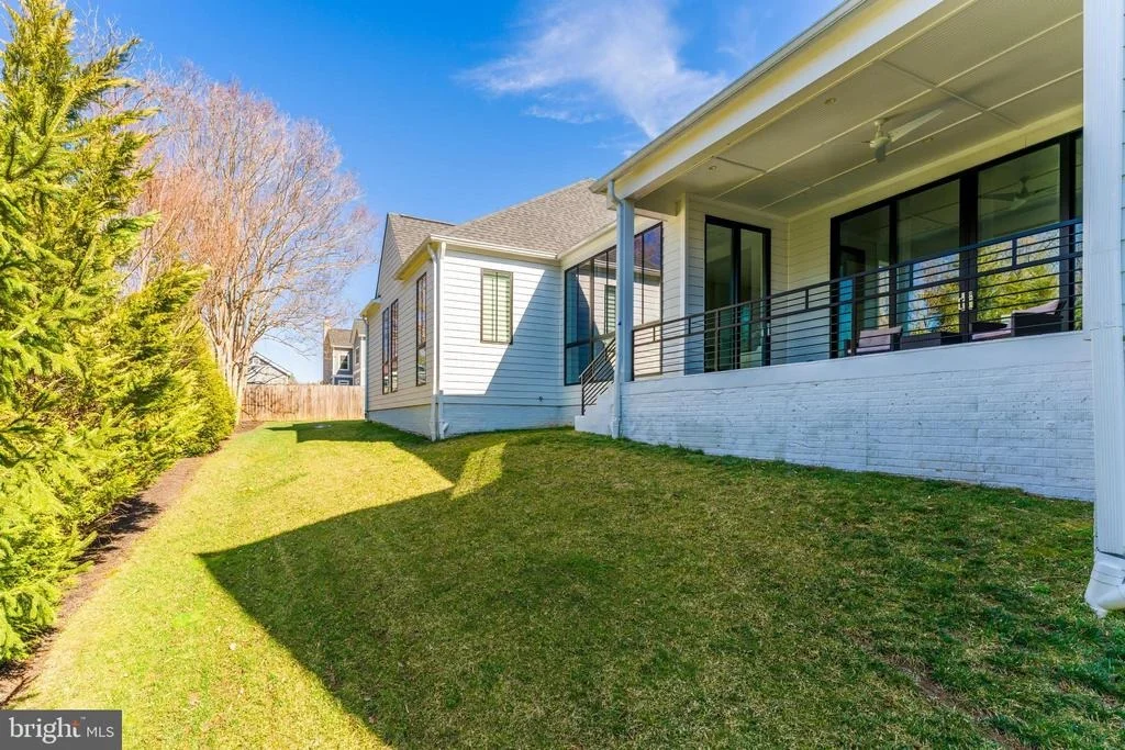 Photo of 908 WALKER ROAD