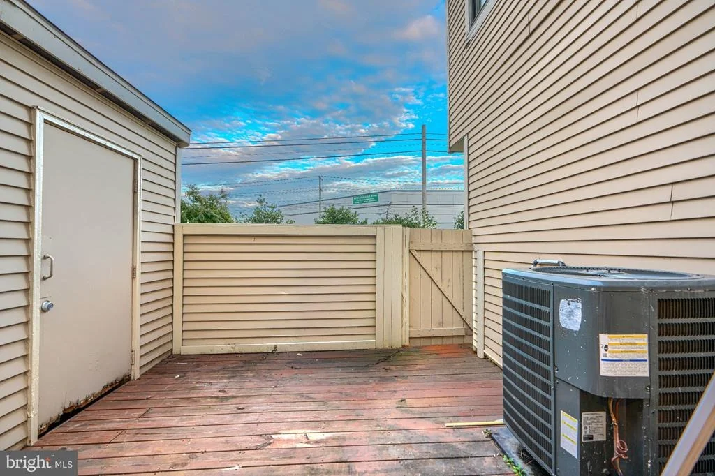 Photo of Unit E at 7191 CYPRESS COURT