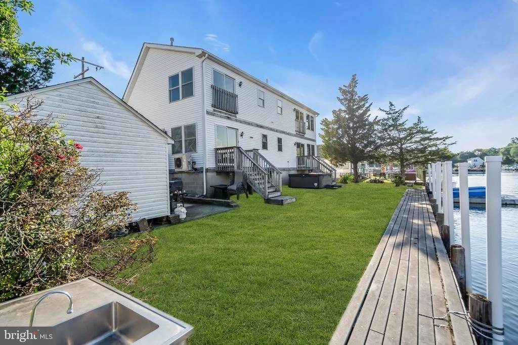 Photo of 77 BALTIC AVENUE