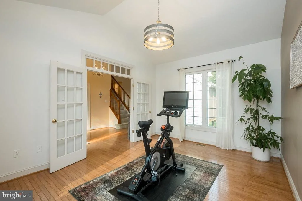 Photo of 5105 WELLINGHALL WAY