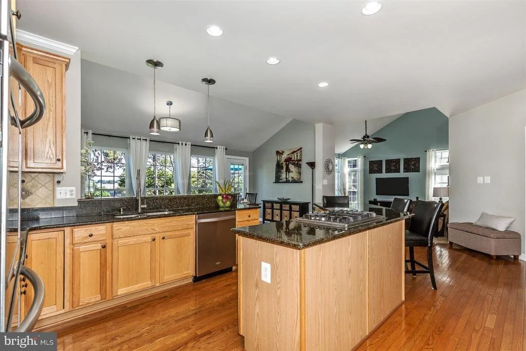 Photo of 610 GLENBROOK DRIVE