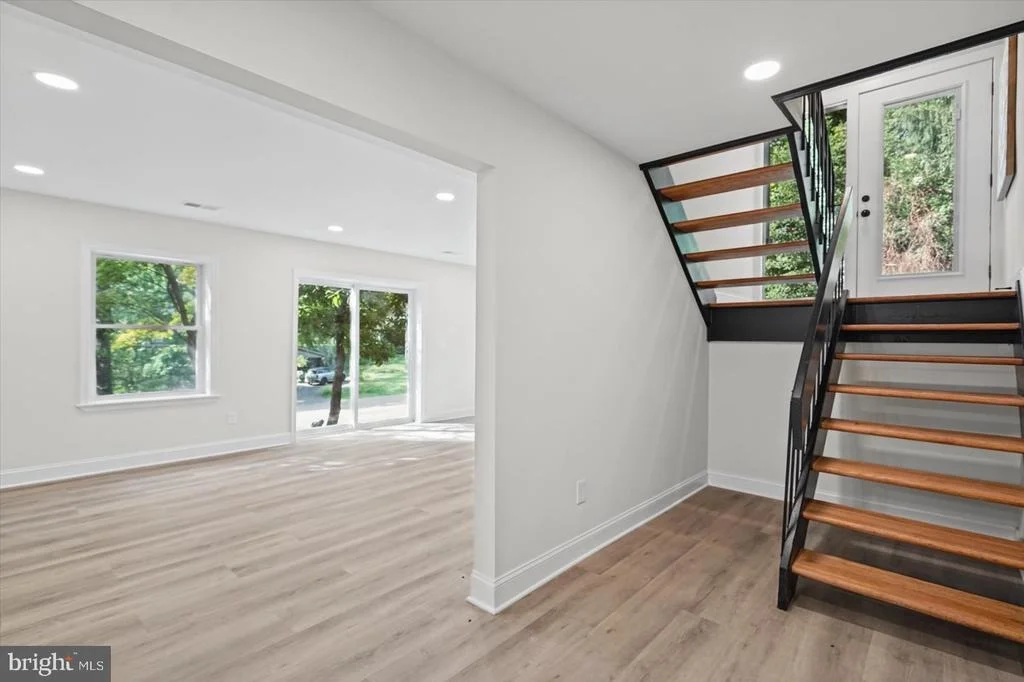 Photo of 101 DELFORD AVENUE