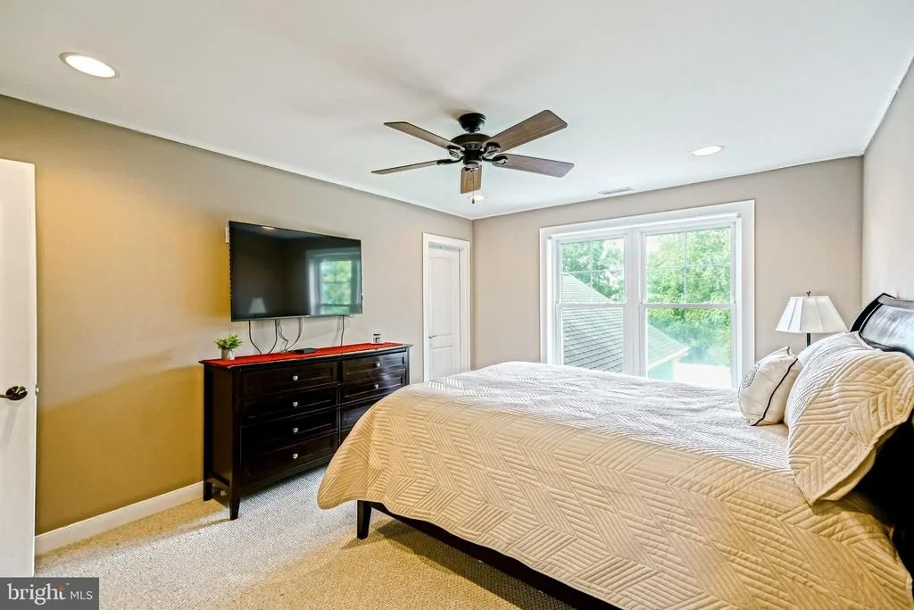 Photo of 35494 RED TAIL ROAD