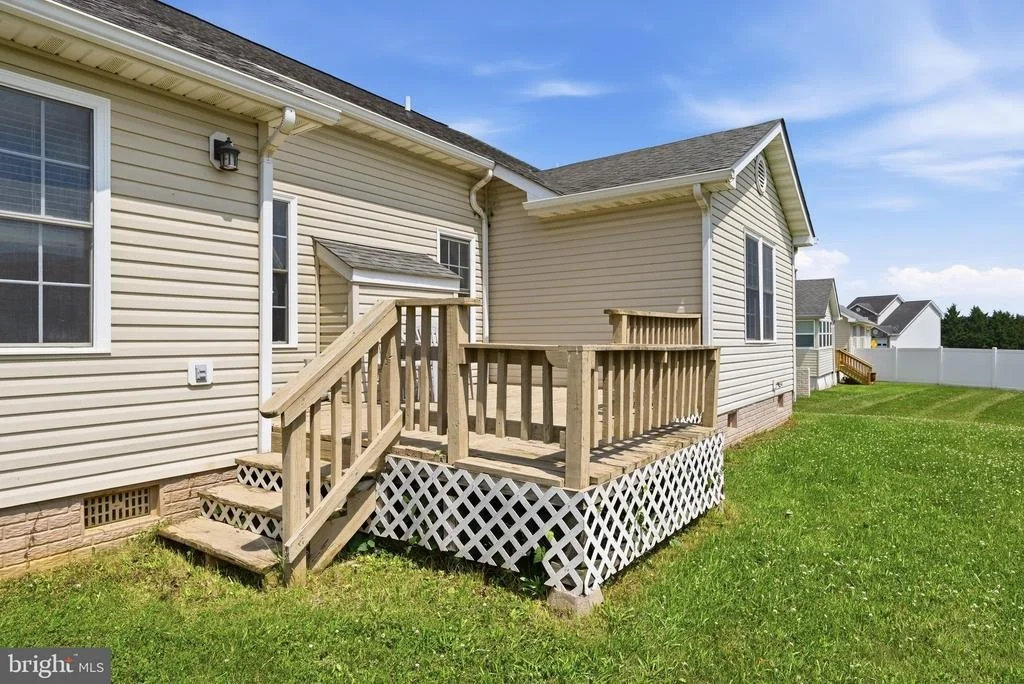 Photo of 140 PETER RABBIT DRIVE