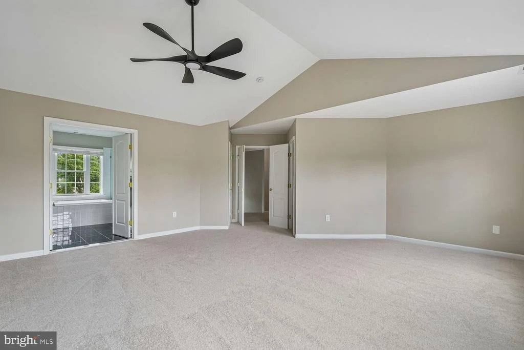 Photo of 9035 ALLINGTON MANOR CIRCLE W
