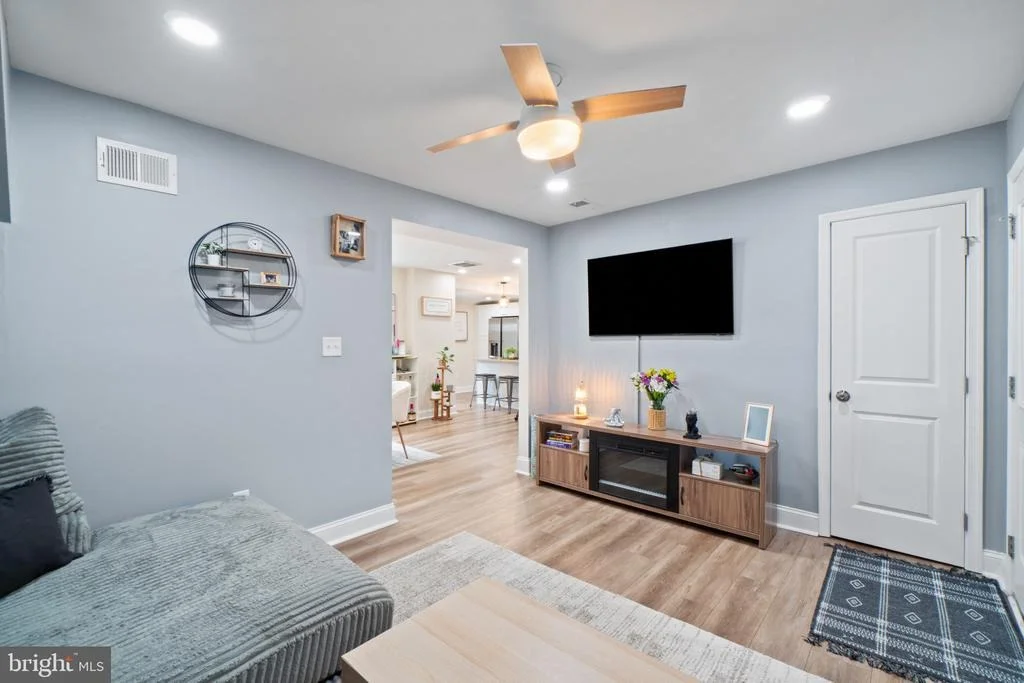 Photo of 610 MEADOW ROAD
