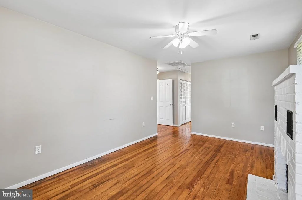 Photo of 302 LINDEN AVENUE