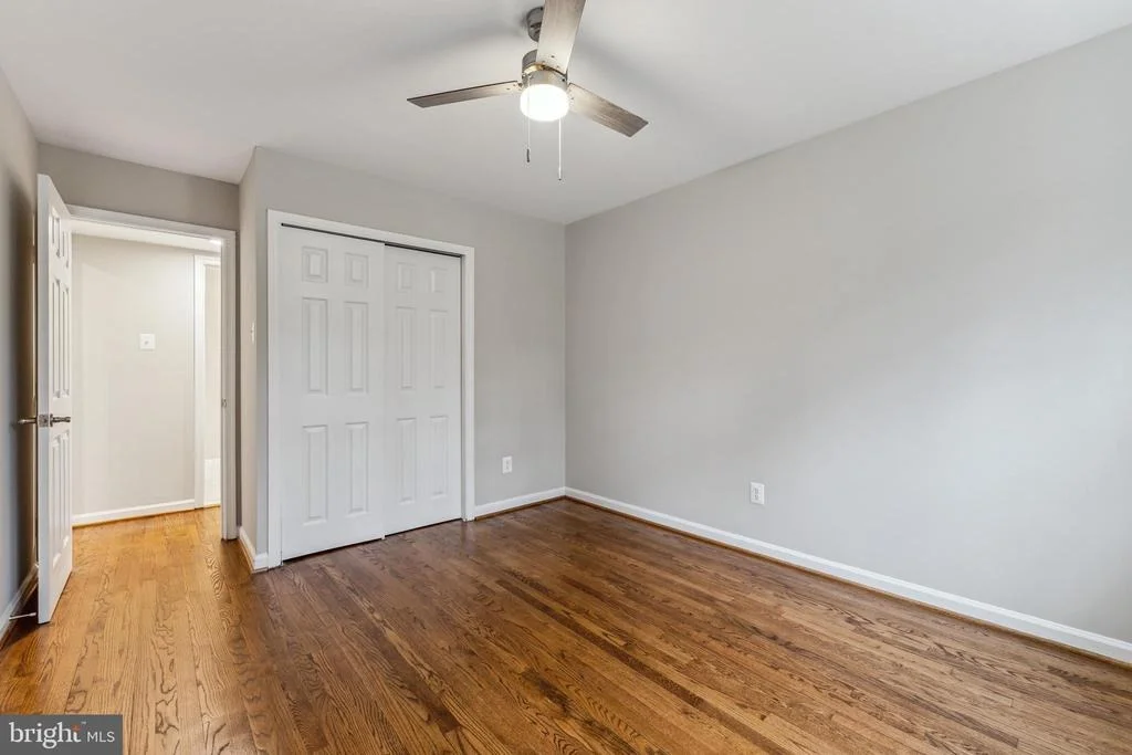 Photo of 3912 KING ARTHUR ROAD