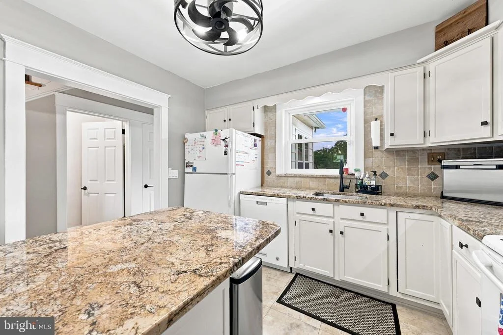 Photo of 552 BELLEVUE AVENUE