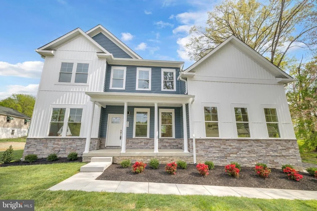 Photo of 413 TRIMBLE ROAD